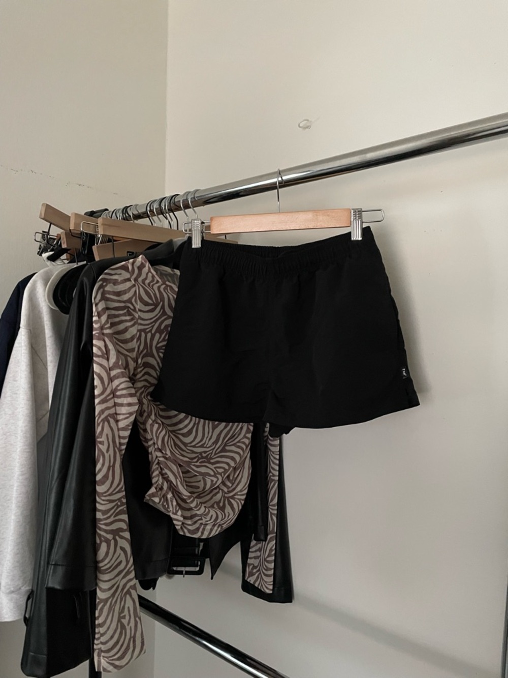 Aritzia Black Women's Athletic Shorts